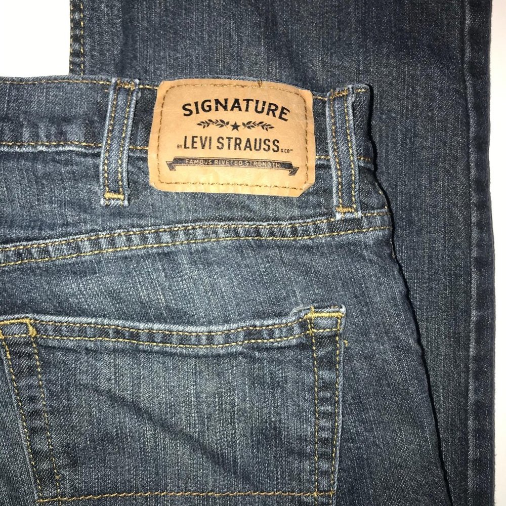 Men’s Levi’s Straight Leg Jeans - Picture 3 of 8